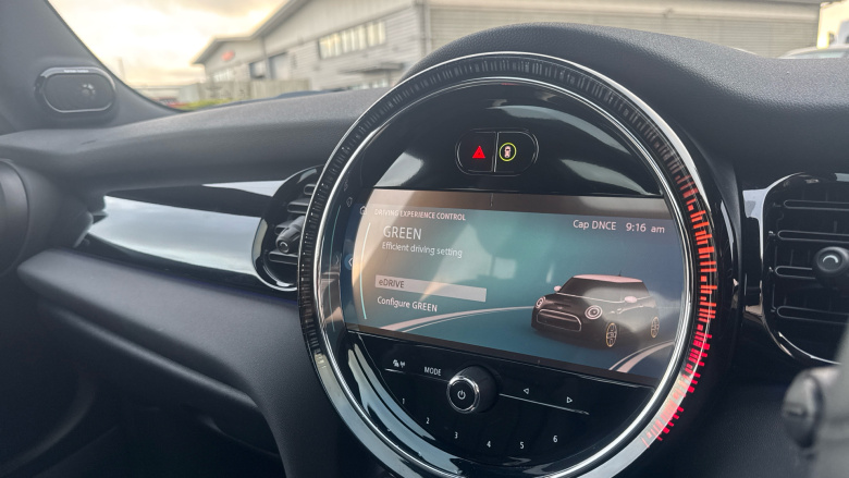 MINI Hatchback 135kW Cooper S Level 3 33kWh 3dr Auto Electric Hatchback